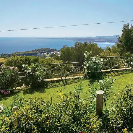 Efrosini Lassi (Kefalonia)