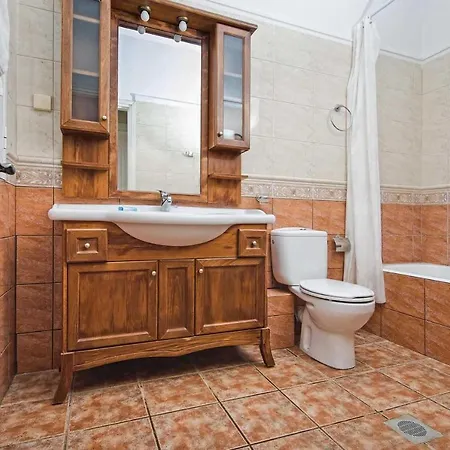 Efrosini Villa *